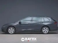 Usata VW Golf VIII Life 150 CV (110 kW) 2021 Nero Station wagon
