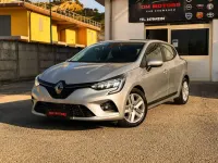 Usata Renault Clio V Business 91 CV (66 kW) 2021 Grigio argento metallizzato Berlina