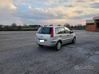 Usata Ford Fusion 68 CV (50 kW) 2003 Grigio Utilitaria