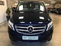 Usata Mercedes V220 Premium 163 CV (119 kW) 2016 Blu Monovolume