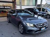 Usata Mercedes E220 All-Terrain Premium Plus 194 CV (142 kW) 2019 Argento Station wagon