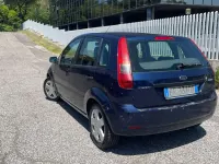Usata Ford Fiesta Ambiente 68 CV (50 kW) 2003 Blu/azzurro Utilitaria