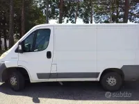 Usata Peugeot Boxer 101 CV (74 kW) 2008 Bianco Furgone