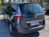 Usata Renault Scénic III 110 CV (80 kW) 2010 Grigio Monovolume