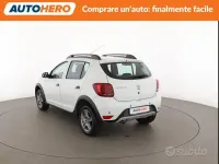Usata Dacia Sandero Stepway 90 CV (66 kW) 2017 Bianco Berlina