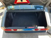 Usata Mercedes 190 122 CV (89 kW) 1984 Bluazzurro Berlina