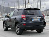 Usata Toyota RAV4 Lounge 150 CV (110 kW) 2012 Grigio SUV