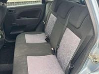 Usata Ford Fiesta Zetec 75 CV (55 kW) 2006 Blu/azzurro Utilitaria