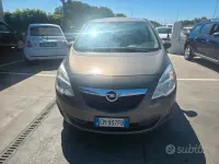 Usata Opel Meriva 95 CV (69 kW) 2012 Grigio Monovolume