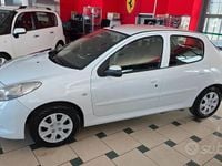 Usata Peugeot 206+ 70 CV (51 kW) 2012 Bianco Utilitaria