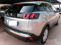 Usata Peugeot 3008 Allure 119 CV (87 kW) 2017 Grigio SUV