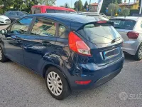 Usata Ford Fiesta 60 CV (44 kW) 2014 Bluazzurro Utilitaria