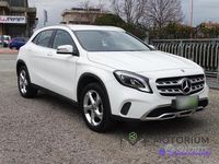 Käytetty Mercedes GLA180 AMG 109 HP (80 kW) 2018 Valkoinen Katumaasturi