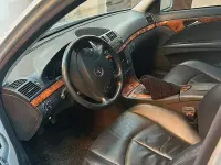 Usata Mercedes E270 170 CV (125 kW) 2004 Grigio Berlina
