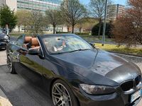 Usata BMW 320 Cabriolet Efficient Dynamics 170 CV (125 kW) 2008 Nero Cabrio