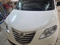 Usata Lancia Ypsilon 95 CV (69 kW) 2014 Bianco Utilitaria