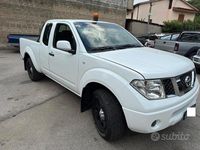Brugt Nissan Navara 171 HK (125 kW) 2007 Hvid Pickup / Ladvogn