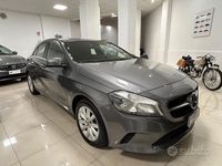 Usata Mercedes A160 90 CV (66 kW) 2018 Grigio Berlina