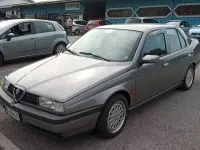 Usata Alfa Romeo 155 126 CV (92 kW) 1992 Grigio Berlina