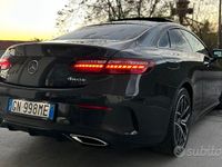 Usata Mercedes E300 Premium Plus 265 CV (194 kW) 2023 Grigio scuro Coupé