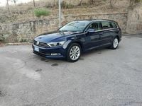 Usata VW Passat Business 120 CV (88 kW) 2015 Blu/azzurro Station wagon