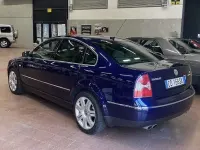 Usata VW Passat 275 CV (202 kW) 2001 Berlina
