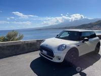 Usata Mini ONE 102 CV (75 kW) 2017 Utilitaria