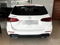 Usata Mercedes B180 Premium 115 CV (84 kW) 2019 Bianco Monovolume