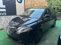 Usata Lancia Ypsilon 69 CV (50 kW) 2014 Nero Utilitaria