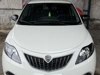 Usata Lancia Ypsilon S 69 CV (50 kW) 2022 Bianco Utilitaria