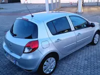 Usata Renault Clio II Dynamique 75 CV (55 kW) 2011 Berlina