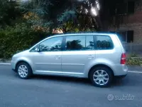 Usata VW Touran 105 CV (77 kW) 2005 Grigio Monovolume