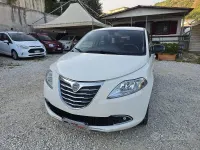 Usata Lancia Ypsilon Gold 50 CV (36 kW) 2015 Bianco Utilitaria