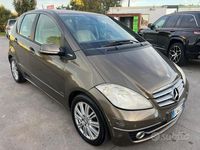 Usata Mercedes A160 Avantgarde 81 CV (59 kW) 2010 Marrone Berlina