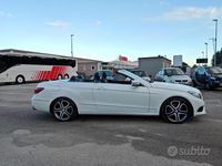 Usata Mercedes E250 Premium 203 CV (149 kW) 2014 Bianco Cabrio