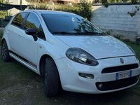 Usata Fiat Punto Easy 77 CV (56 kW) 2012 Bianco Utilitaria