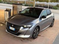 Usata Peugeot 208 Allure 102 CV (75 kW) 2022 Grigio Utilitaria