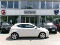 Usata Alfa Romeo MiTo Distinctive 120 CV (88 kW) 2011 Bianco Utilitaria