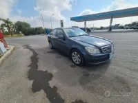 Usata Mercedes C220 170 CV (125 kW) 2009 Grigio Berlina