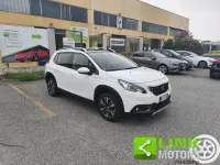Usata Peugeot 2008 Allure 83 CV (61 kW) 2019 Bianco SUV