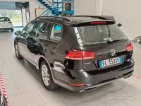 Usata VW Golf VII Executive 116 CV (85 kW) 2017 Nero Station wagon