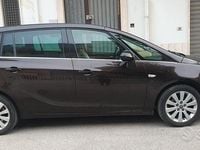 Usata Opel Zafira 150 CV (110 kW) 2014 Marrone Monovolume