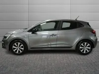 Usata Renault Clio V Techno 94 CV (69 kW) 2023 Grigio Berlina