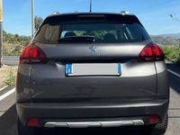 Usata Peugeot 2008 102 CV (75 kW) 2019 Grigio SUV