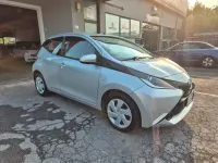 Usata Toyota Aygo Cool 69 CV (50 kW) 2017 Grigio Utilitaria