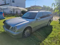 Usata Mercedes E270 170 CV (125 kW) 2002 Grigio Station wagon
