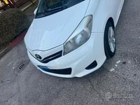 Usata Toyota Yaris 2014 Bianco Utilitaria