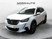 Usata Peugeot 2008 Allure 110 CV (80 kW) 2021 Bianco SUV