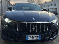 Usata Maserati Levante 250 CV (183 kW) 2017 Blu/azzurro SUV