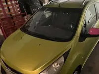 Usata Chevrolet Spark LT 82 CV (60 kW) 2011 Oro Utilitaria